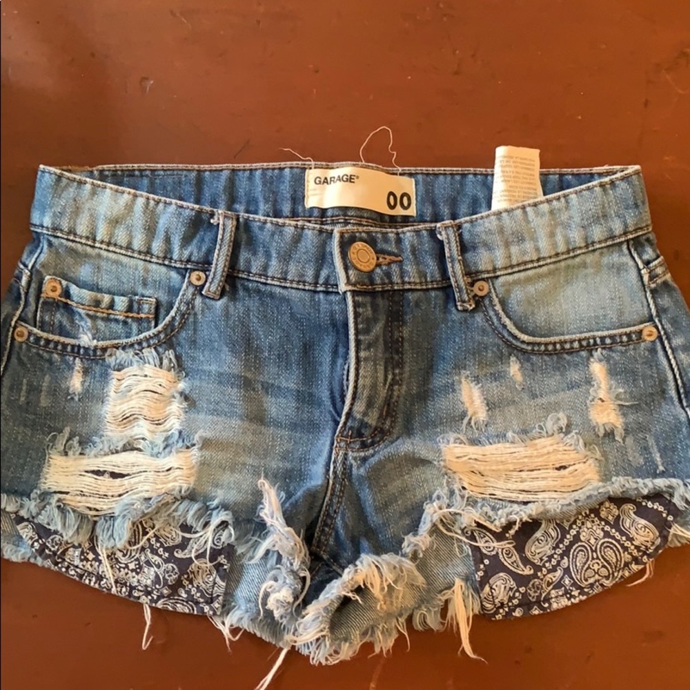 Garage cutoffs